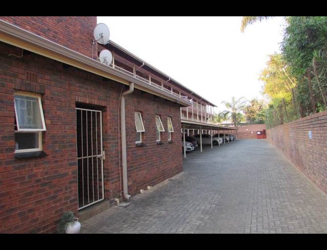 2 BEDROOM APARTMENT FOR SALE IN WHITE RIVER CENTRAL